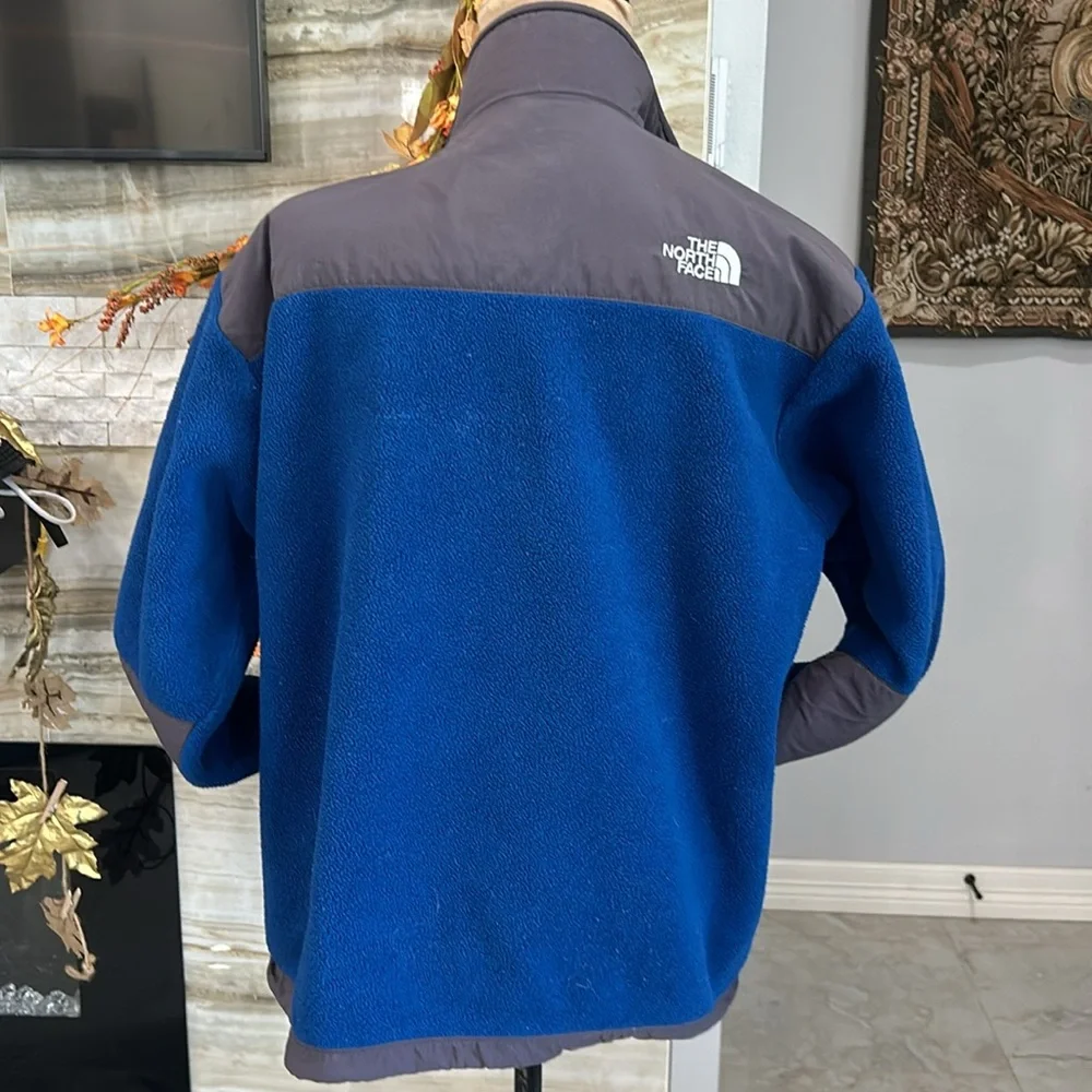 The North Face Youth Full Zip Grey Blue Polartec Jacket. Size‎ XL